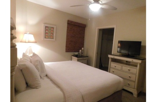 Windy Hill Condo | · LUXURY home away from home – 3 BR Condo – Sleeps 10!! HIGH FLOOR, FREE WIFI