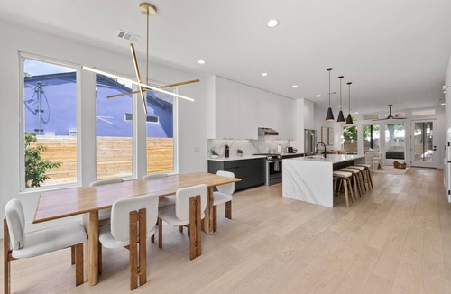 Brentwood House | Luxury House Central Austin, Downtown, Domain, UT
