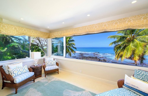 Kailua-Kona House | Luxury Kona Beach Estate Oceanfront, Pool, Aircon,Sunsets,Celebrations,PizzaOven