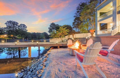 Denver House | Luxury Lake Norman waterfront home with dock, pub, game rooms & amazing views