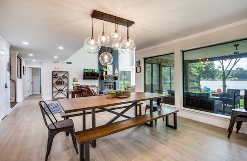 Carolyn Estates House | Luxury Lakefront Oasis - Kayaks, Views & Games