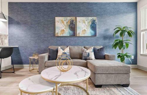 East Raleigh Apartment | Luxury Living 5 Min From Downtown