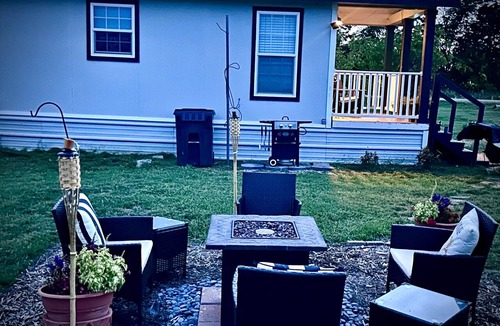 Princeton House | Luxury Micro Retreat| Spa Amenities|Fire Pit|Pet Yard
