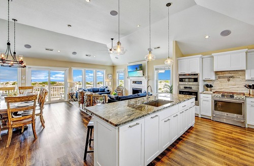Salvo House | Luxury Oceanfront 6B/6.5B, Elevator, Salt Pool, Hot Tub, Rec Room, Smokefree