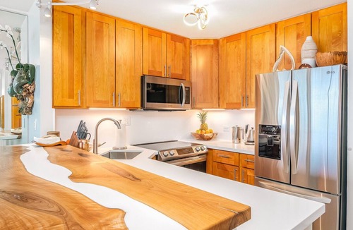 Ala Moana Condo | Luxury Oceanfront Penthouse - Waikīkī Views