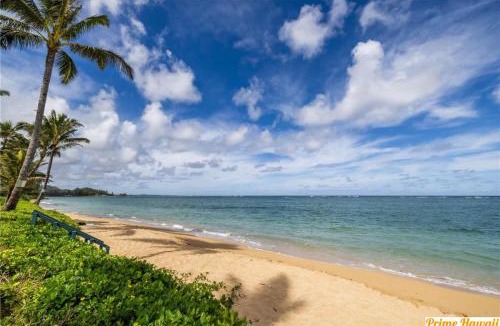 Hauula House | Luxury One-Bedroom Apartment with Ocean View