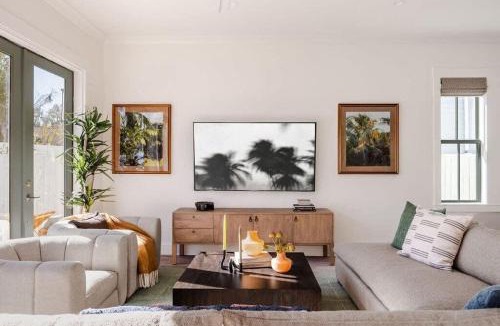 Thunderbolt House | Luxury Savannah Home Private Pool & Spa