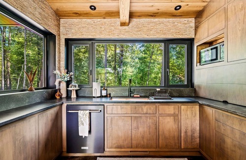 Brevard House | Luxury Treehouse Retreat | Private Trails & Views!
