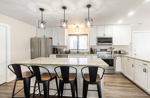 Oyster Harbor House | Luxury Waterfront Home w Private Pier in Annapolis & Dog-Friendly