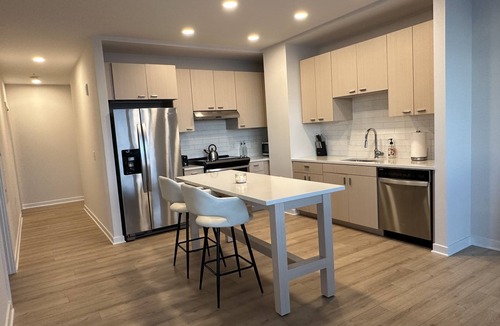 Southwest Apartment | Luxury waterfront view 2 bedroom 2 bathroom Unit
