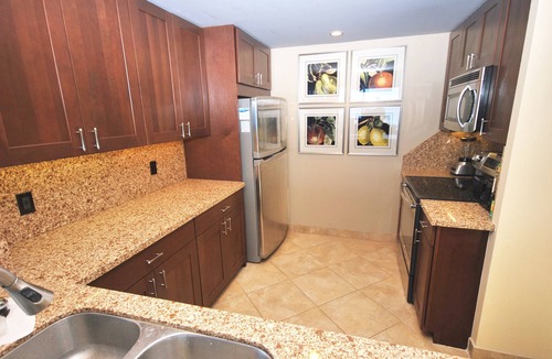 Honokowai Condo | MA1109 SPECTACULAR 270 DEG. VIEWS-CORNER OCEANFRONT 2BR/2BA-SPECIALS SEPT 495!