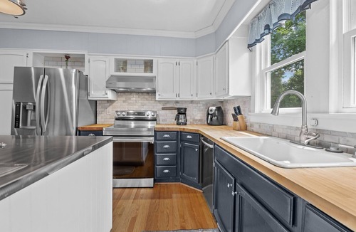 New Bern House | Magnolia Manor