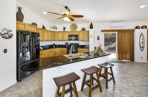Kahaluu-Keauhou House | Maile Hale: Private Oceanview Retreat w/AC, Near Beaches & More