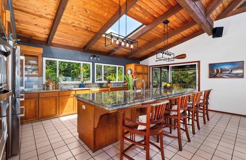 Honaunau-Napoopoo House | Maka Nui Estate private, family style home , newly renovated