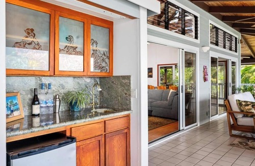 Honaunau-Napoopoo House | Maka Nui Estate private, family style home , newly renovated