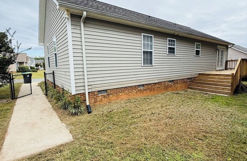 Elon House | Manning Way
