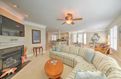 Manteo House | Manteo Waterfront Resort Home w/30-Ft Dock!