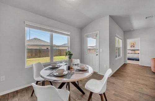 Austin House | @ Marbella Lane - Polished 3BR Home in Austin TX