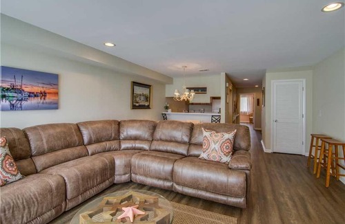 Pelican Bay Villa | Mariner's Walk 5-F Villa