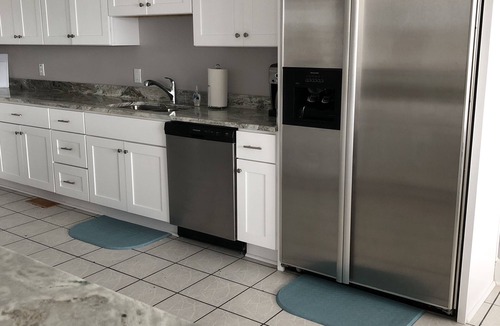 Willoughby Spit Cottage | Mariners Cove 4 Bedroom Cottage by RedAwning