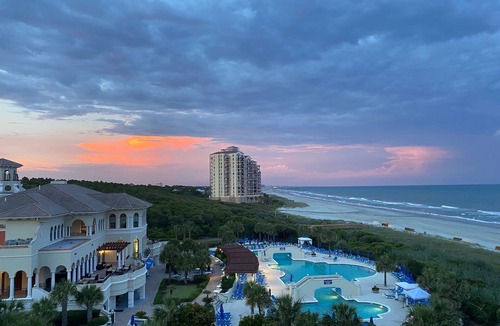 The Dunes Apartment | Marriott OceanWatch Resort, Ocean Side. 2 bedrooms, beach, pools, full kitchen