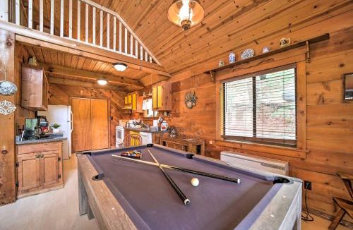 Wolf Laurel House | Mars Hill Cabin w/Pool Table ~ 2 Mi to Wolf Ridge