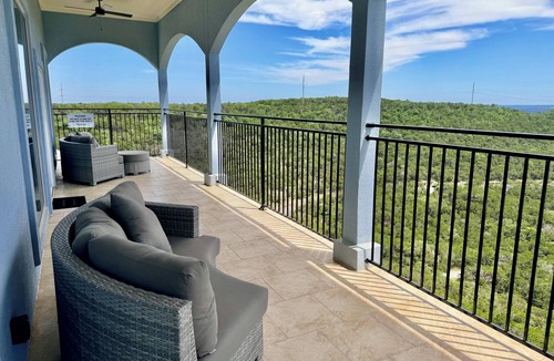 Lago Vista House | Marvelous 5-bedroom house with in charming Lago Vista/Pet friendly