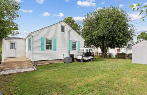 Issue Cottage | Maryland View. Charming 2-bedroom cottage, water view, walk to beach/boardwalk.