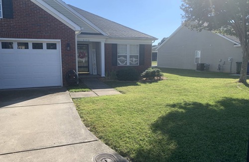 Winston - Salem House | Master Bedroom/on Golf Course/quiet Neighborhood/share house with other renters