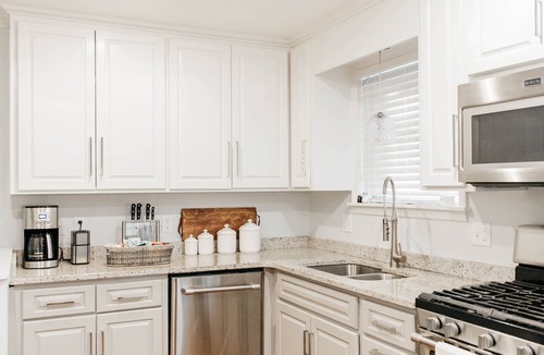 Montclair House | Masters Rental - 2.5 miles from Augusta National! 2 bed, 2.5 bath