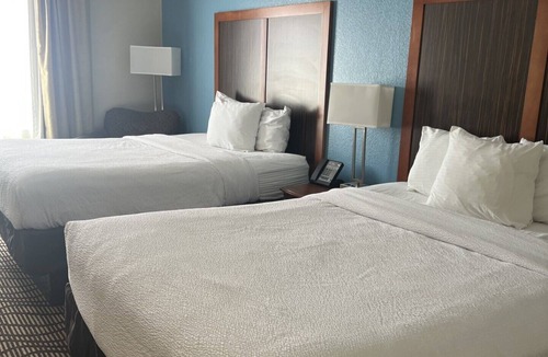 Mathis House | MATHIS DELUXE HOSPITALITY