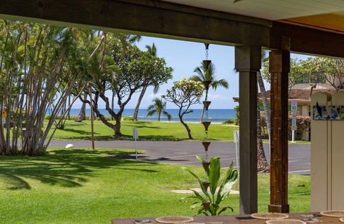 Downtown Lahaina House | Maui 3 Bedroom Townhome Sleeps 6