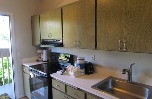 Kahana Condo | Maui is calling.it's a great time to take a trip!