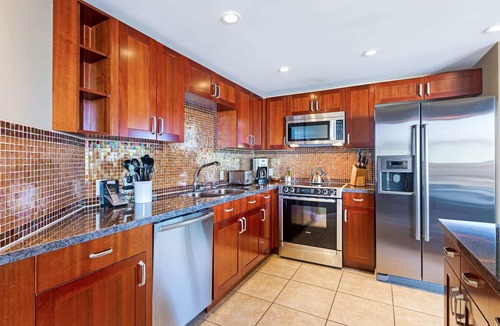 Honokowai Condo | Maui Resort Rentals: Honua Kai Konea 815 - Stunning 8th Floor Ocean View Studio
