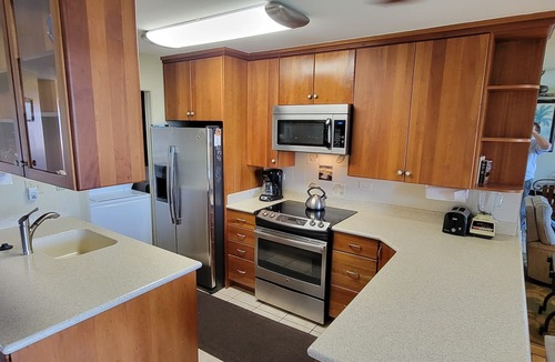 Kihei Condo | Maui Sunset A507 -Top floor1 BR, 2 BA Ocean View Condo