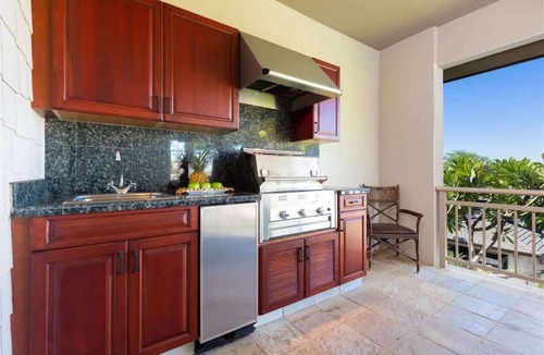Kamuela House | Mauna Lani Villages 335 ~ 5 Beds/3BR ~ Luxury!