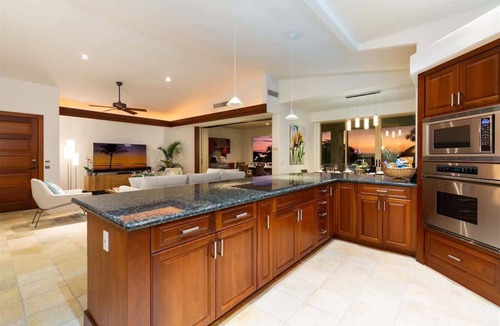 Kamuela House | Mauna Lani Villages 335 ~ 5 Beds/3BR ~ Luxury!