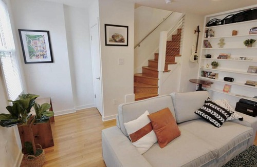 Mount Pleasant House | Meridian Row
