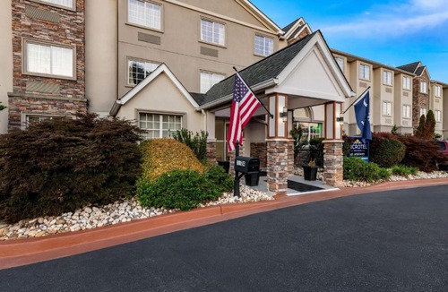 Greenville Hotel | Microtel Inn & Suites - Greenville