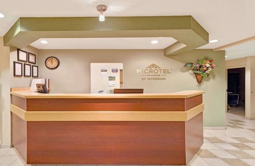 Jasper Hotel | Microtel Inn & Suites by Wyndham Jasper