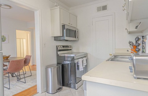 Columbus Apartment | MidTown Flats Suite A1