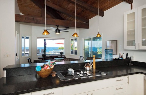 Keaau House | Mika Kai 4 bd w/Pool and Hot Tub - Epic Spot for Whale Watching!