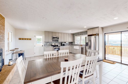 Mills River House | Mills River Brew House | House in Mills River with mountain views