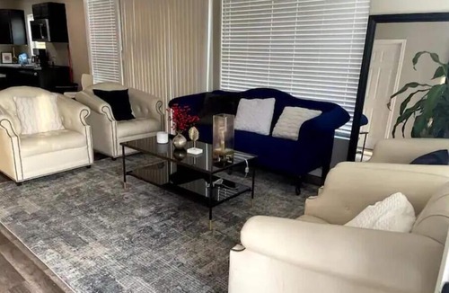 McNeil House | Mini CasaAzul