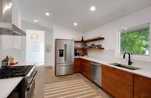 Barton Hills House | Minutes from Zilker/Barton Springs/Downtown with Private Pool + Hot Tub