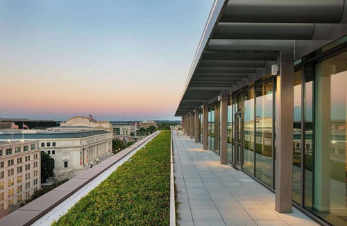 North Capitol Street Hotel | Minutes to National Air & Space Museum! Spacious and Pet-friendly Accommodation!