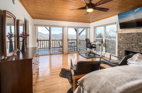 Blowing Rock House | Misty Ridge Retreat