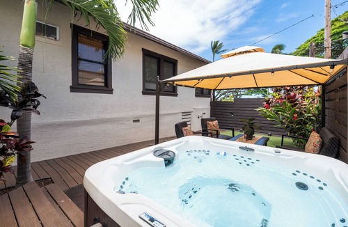 Wailuku Condo | MKT 233B $299 Fall Special at Remodeled 3Bedroom Hawaiiana Guest House w Hot Tub