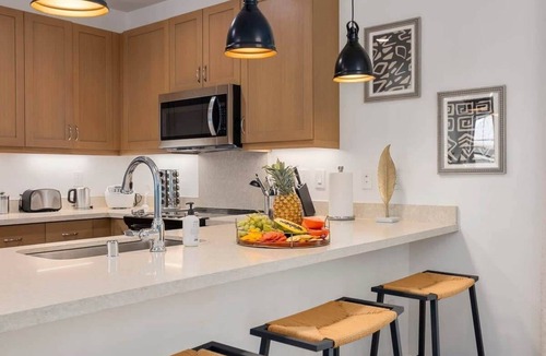 Makaha Valley House | @ML - Nohea Stylish Home w/Perks I Near Top Sight