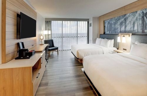 Mobile Hotel | Mobile Marriott